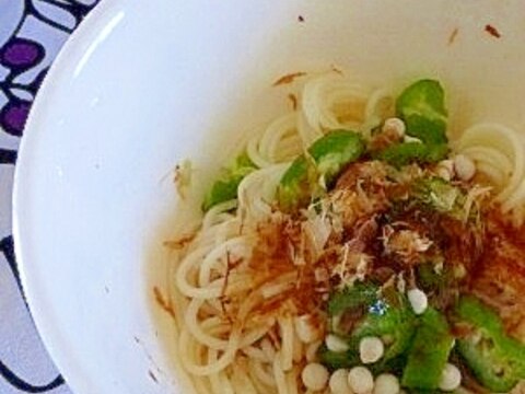 オクラでネバツル☆アレンジ素麺のトッピング